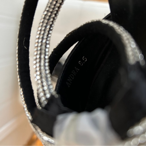 MISS LOLA AMIERA 8.5 US Black Embellished Open Toe Heels - Picture 5 of 6